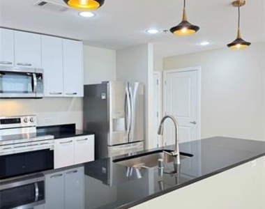 1200 Main Street - Photo Thumbnail 5