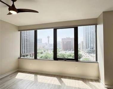1200 Main Street - Photo Thumbnail 2