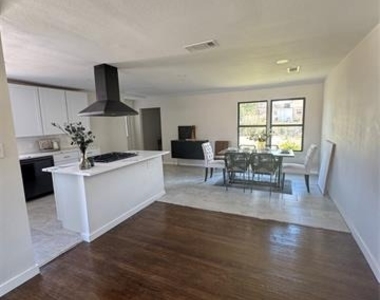 2622 Wynnewood Drive - Photo Thumbnail 4
