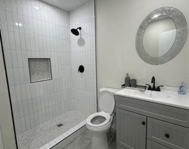 2622 Wynnewood Drive - Photo Thumbnail 12