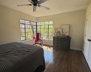 2622 Wynnewood Drive - Photo Thumbnail 15