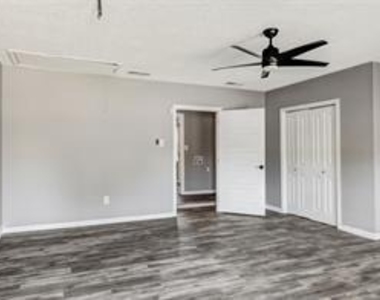 331 Merribrook Trail - Photo Thumbnail 18