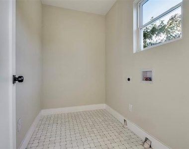 522 Griffith Avenue - Photo Thumbnail 4