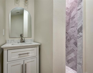 522 Griffith Avenue - Photo Thumbnail 13