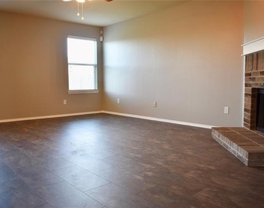 7005 Welshman Drive - Photo Thumbnail 4