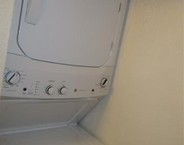 13211 Emily Road - Photo Thumbnail 6