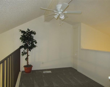 13211 Emily Road - Photo Thumbnail 9