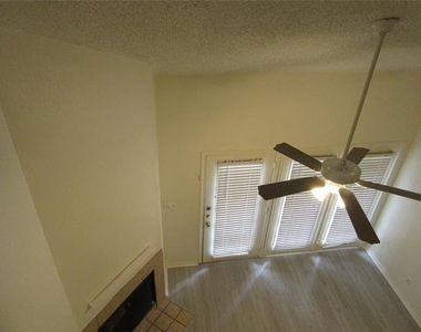 13211 Emily Road - Photo Thumbnail 10