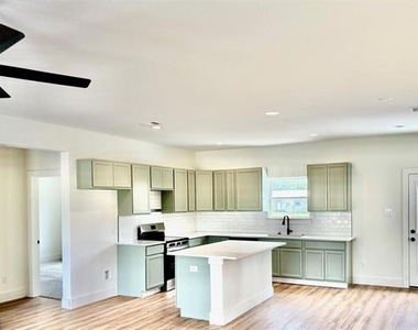 104 Magnolia Street - Photo Thumbnail 1