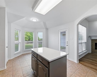 1720 Avonlea Drive - Photo Thumbnail 14