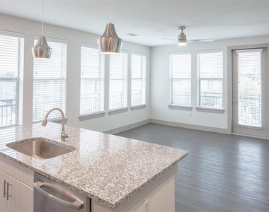 3383 Cedarplaza Lane - Photo Thumbnail 4