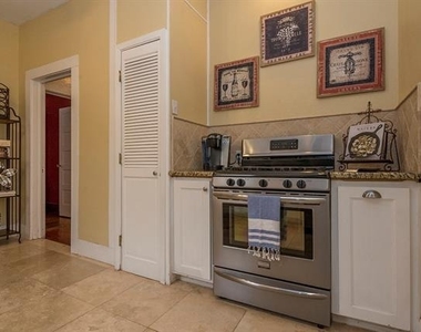 2241 W Rosedale Street S - Photo Thumbnail 7