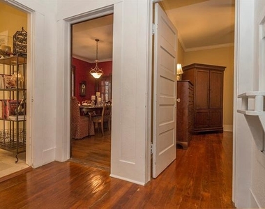 2241 W Rosedale Street S - Photo Thumbnail 9