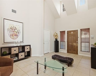 10537 Matador Drive - Photo Thumbnail 17