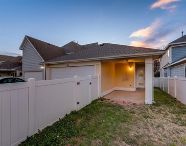 1636 Spanish Moss Way - Photo Thumbnail 25
