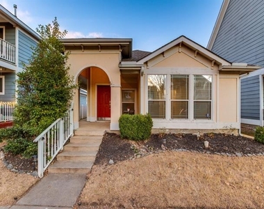 1636 Spanish Moss Way - Photo Thumbnail 4