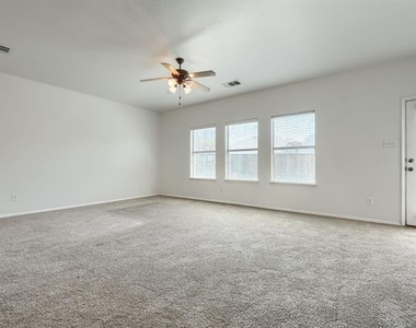 3121 Grant Street - Photo Thumbnail 15