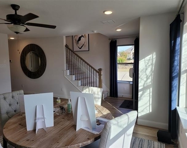 1001 Boyd Lane - Photo Thumbnail 7