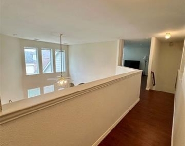 3633 Dripping Springs Drive - Photo Thumbnail 12