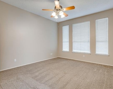 8136 Zion Trail - Photo Thumbnail 16