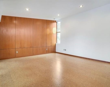 1403 Kendolph Drive - Photo Thumbnail 12