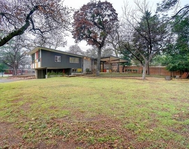 1403 Kendolph Drive - Photo Thumbnail 27
