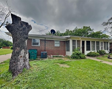 5311 Purington Avenue - Photo Thumbnail 11