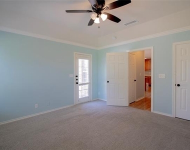 1200 Bloom Street - Photo Thumbnail 17