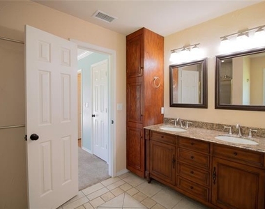 1200 Bloom Street - Photo Thumbnail 20