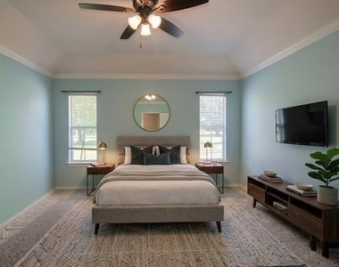 1200 Bloom Street - Photo Thumbnail 15