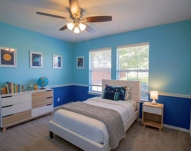 1200 Bloom Street - Photo Thumbnail 26