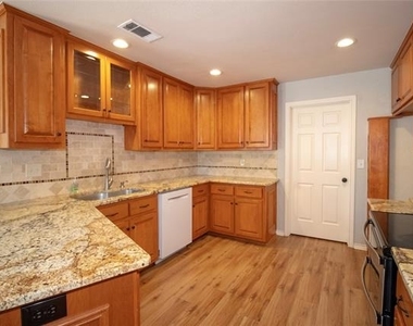 1200 Bloom Street - Photo Thumbnail 10