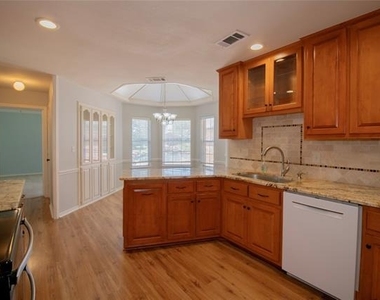 1200 Bloom Street - Photo Thumbnail 13