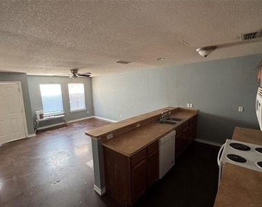7731 Stanley Court - Photo Thumbnail 2