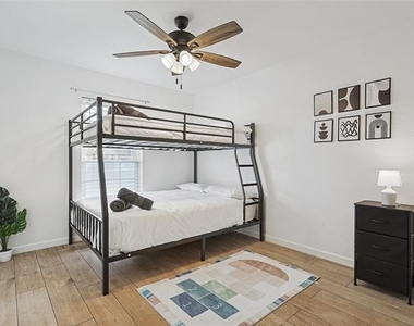 5632 Terry Street - Photo Thumbnail 15