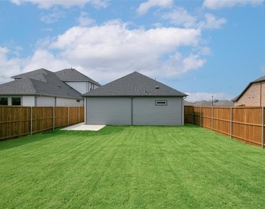 3032 Leatherwood Lane - Photo Thumbnail 11