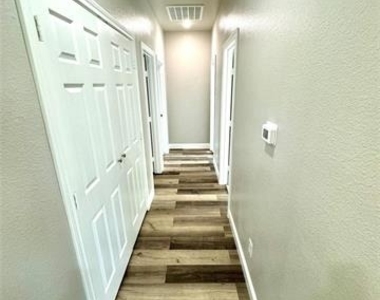 3415 Henderson Street - Photo Thumbnail 12