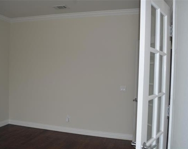 6165 Larkspur Lane - Photo Thumbnail 1
