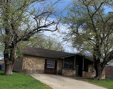 413 Glenhaven Drive - Photo Thumbnail 1
