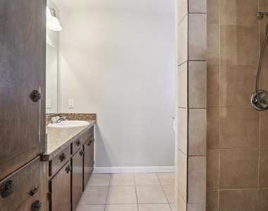 413 Glenhaven Drive - Photo Thumbnail 25