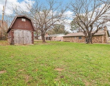 413 Glenhaven Drive - Photo Thumbnail 20
