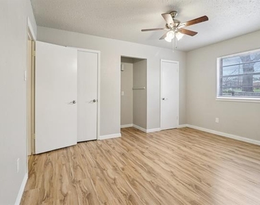 413 Glenhaven Drive - Photo Thumbnail 21