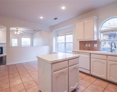 12532 Clarksburg Trail - Photo Thumbnail 5