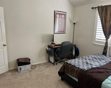 3941 Creek Crossing Drive - Photo Thumbnail 18