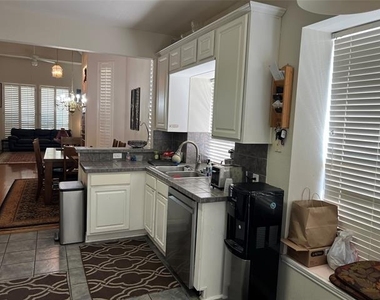 3941 Creek Crossing Drive - Photo Thumbnail 13