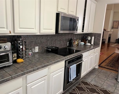 3941 Creek Crossing Drive - Photo Thumbnail 14