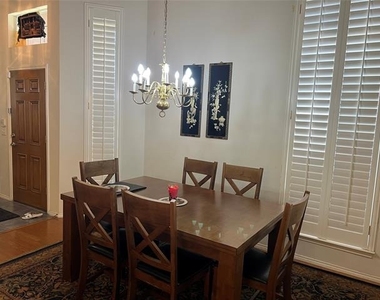 3941 Creek Crossing Drive - Photo Thumbnail 10