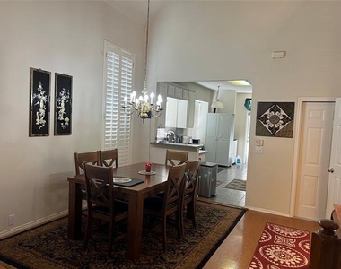 3941 Creek Crossing Drive - Photo Thumbnail 9