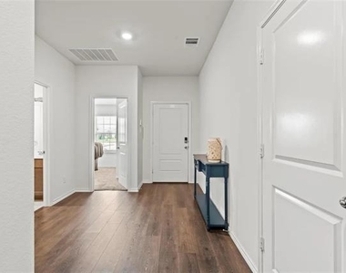 171 Seabiscuit Drive - Photo Thumbnail 19