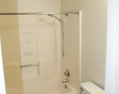 2207 Canterbury Court - Photo Thumbnail 4